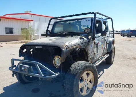 2009 Jeep Wrangler Unlimited X from USA, damaged, VIN 1J4GA39119L778659